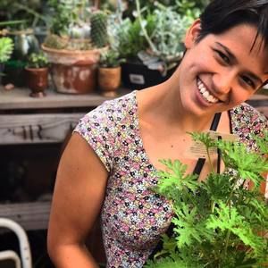 Meet your Posher, Laura